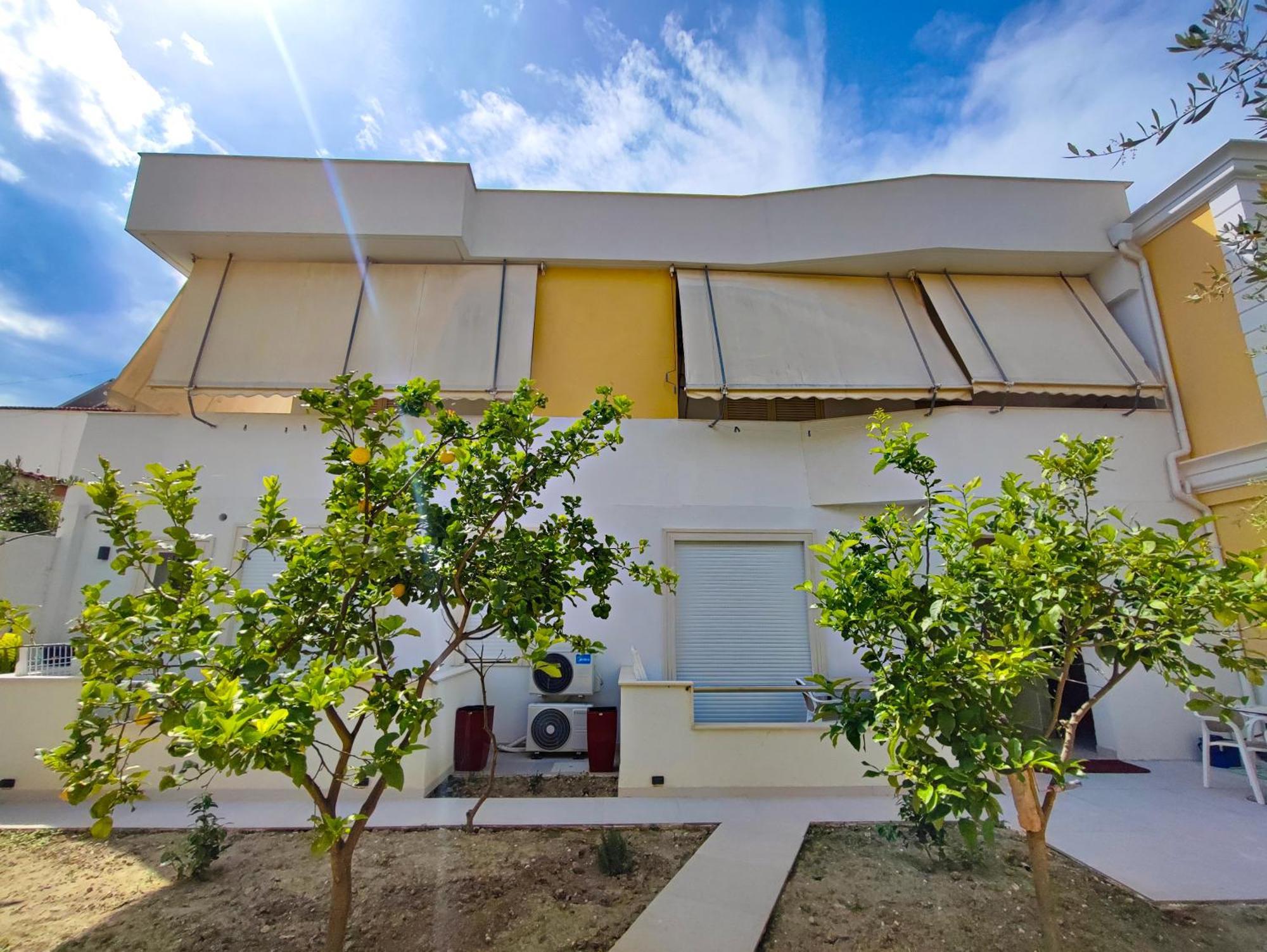Comfort Villa Vlore Exterior photo