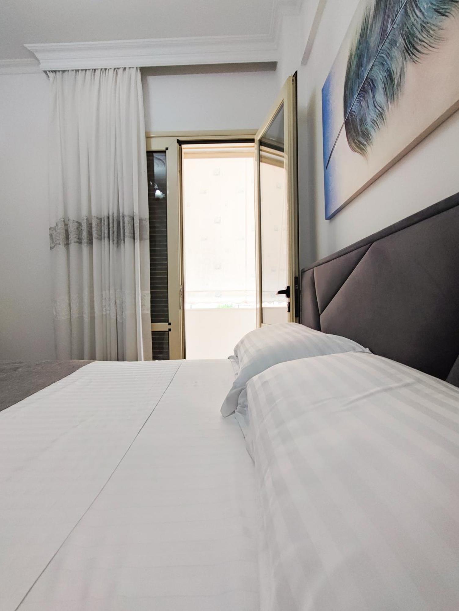 Comfort Villa Vlore Exterior photo