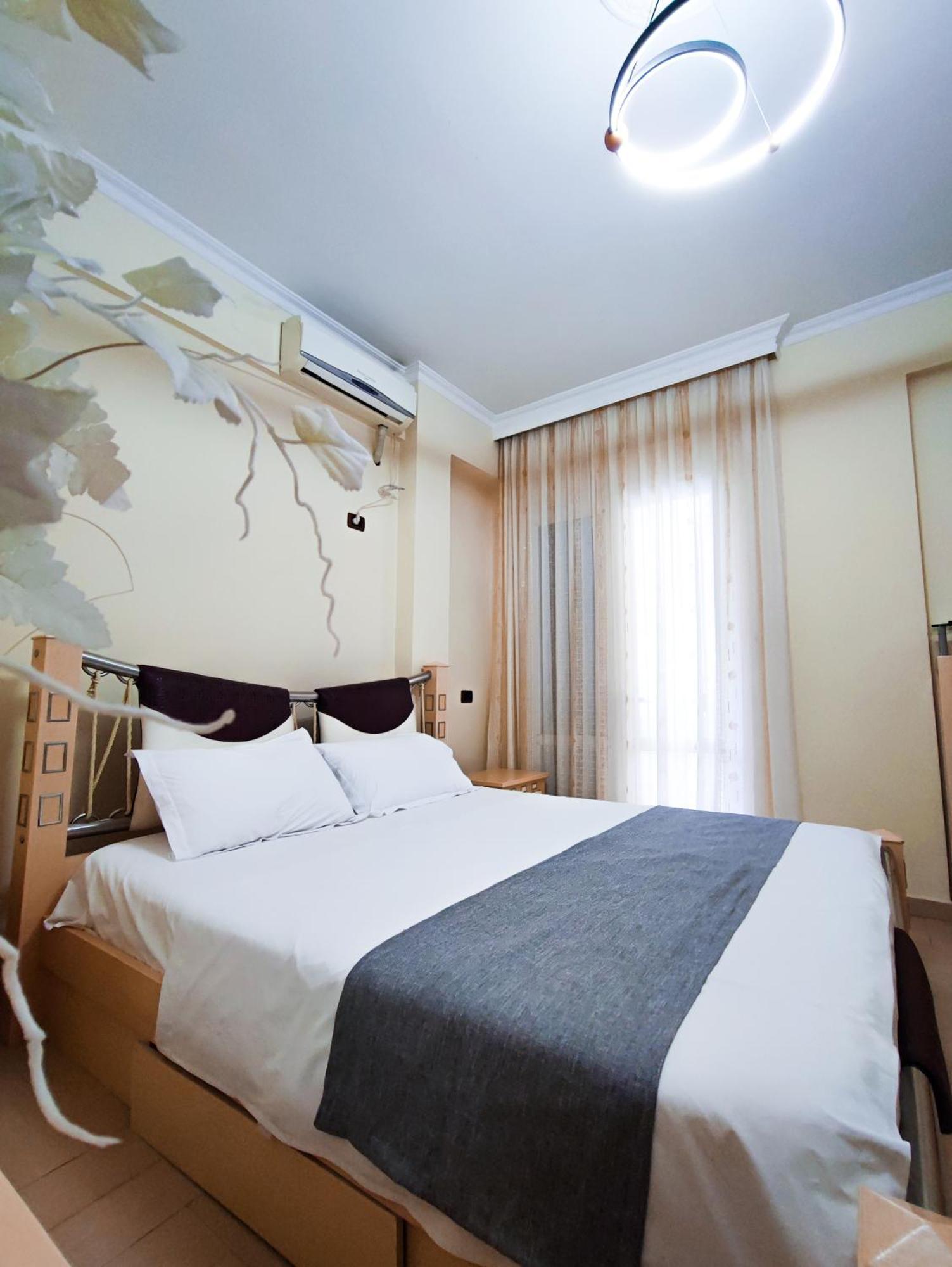 Comfort Villa Vlore Exterior photo