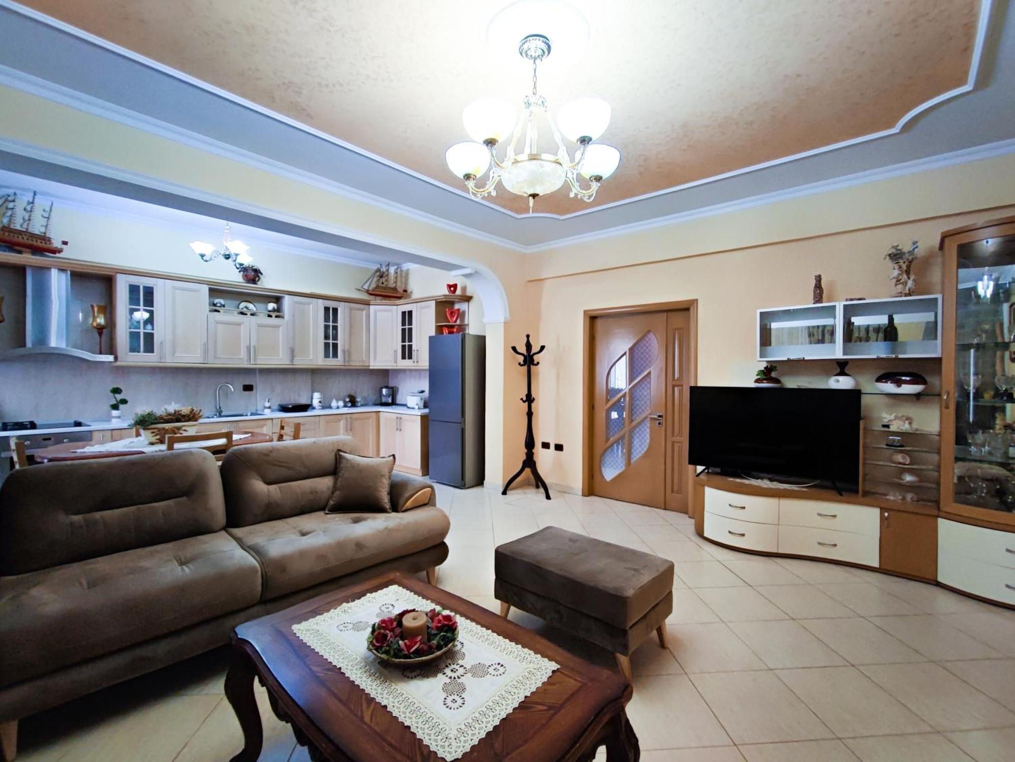 Comfort Villa Vlore Exterior photo