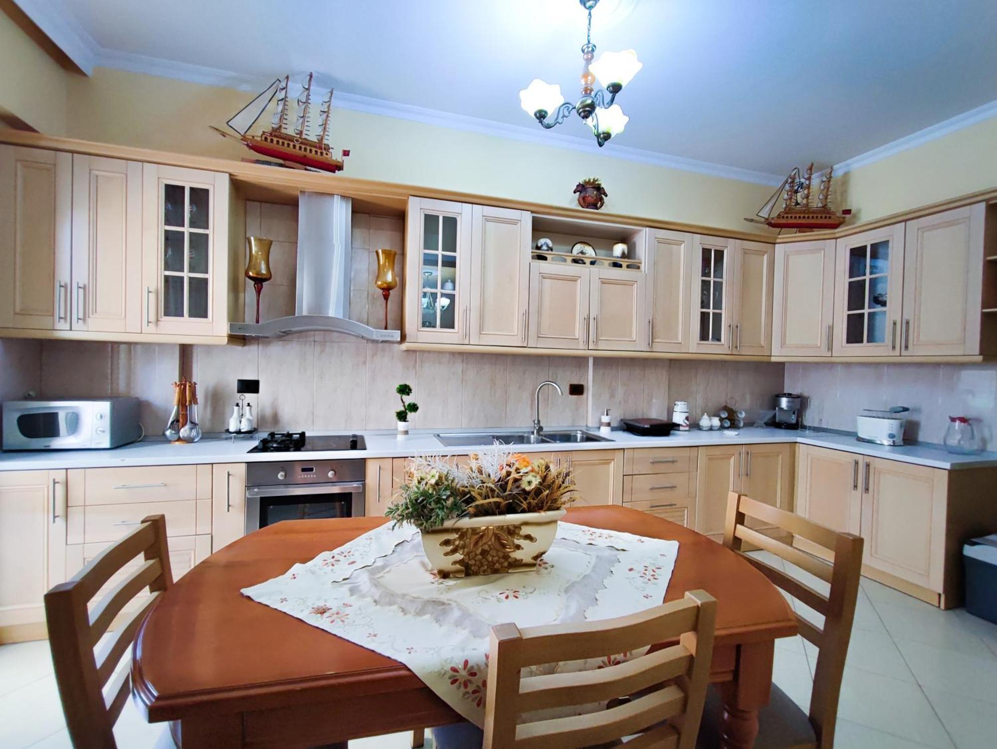 Comfort Villa Vlore Exterior photo
