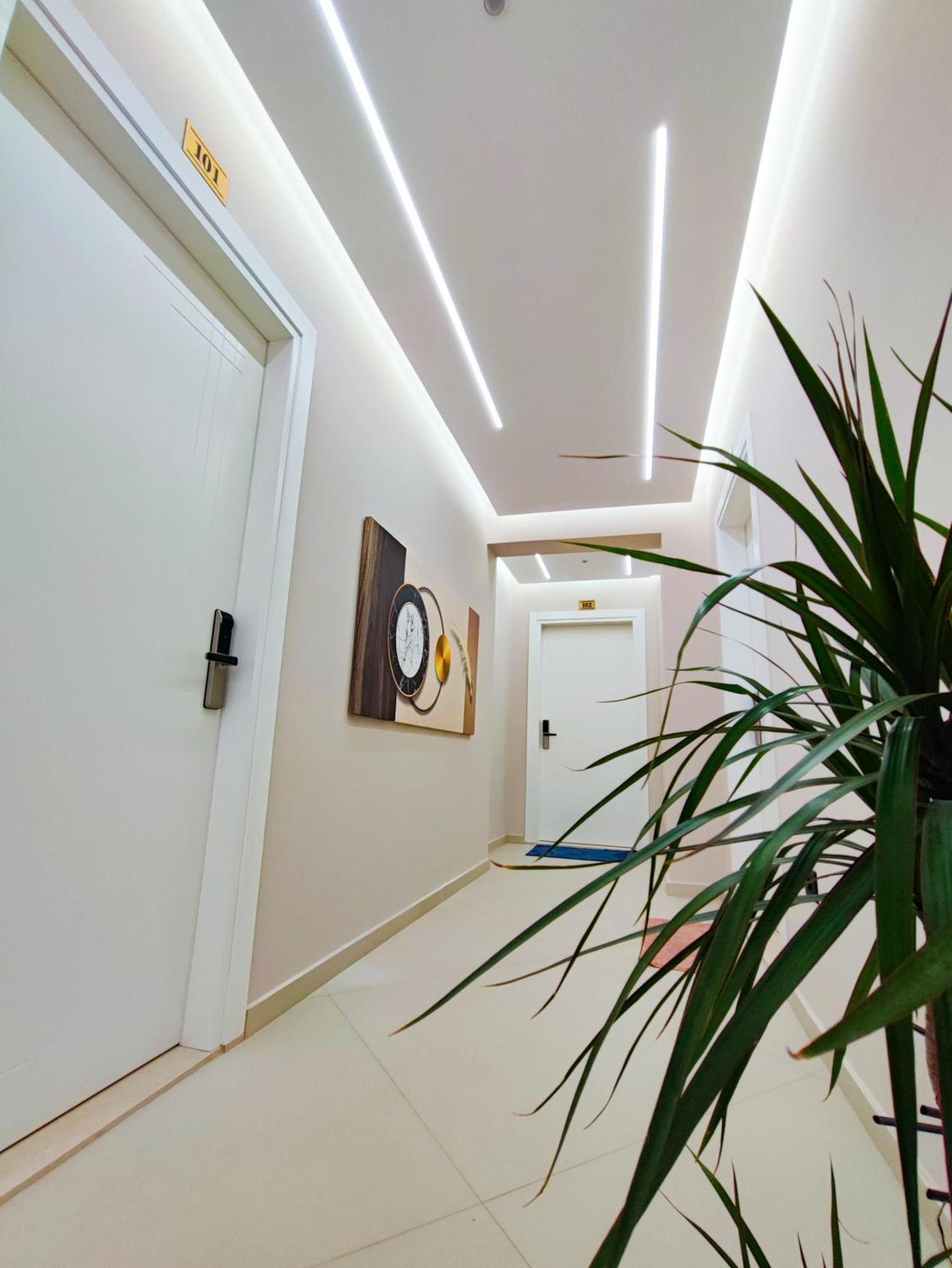 Comfort Villa Vlore Exterior photo